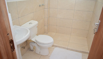 1255washroom.jpg